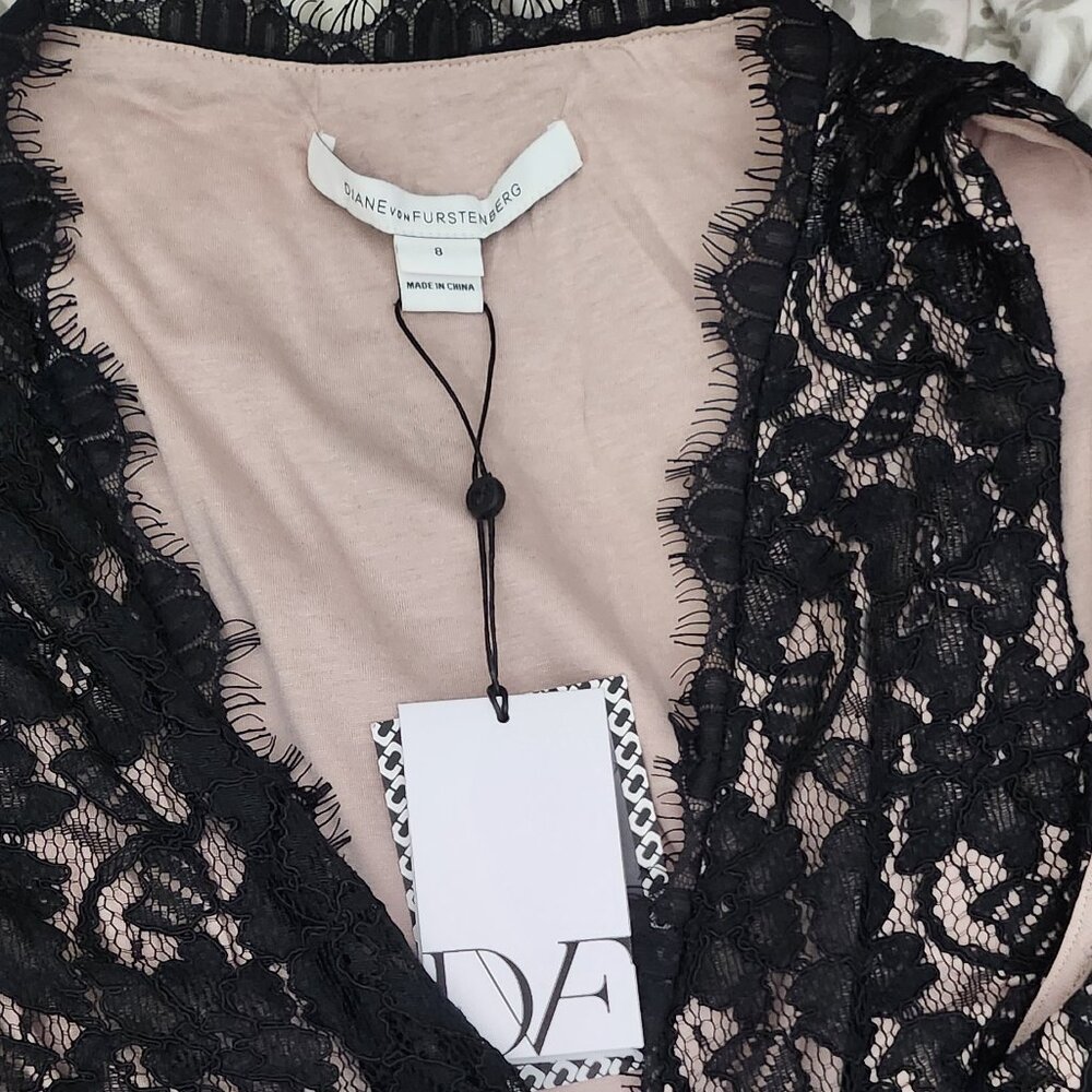 DIANE VON FURSTENBERG Julianna Two Black Lace Wrap Tie Waist Dress // 8